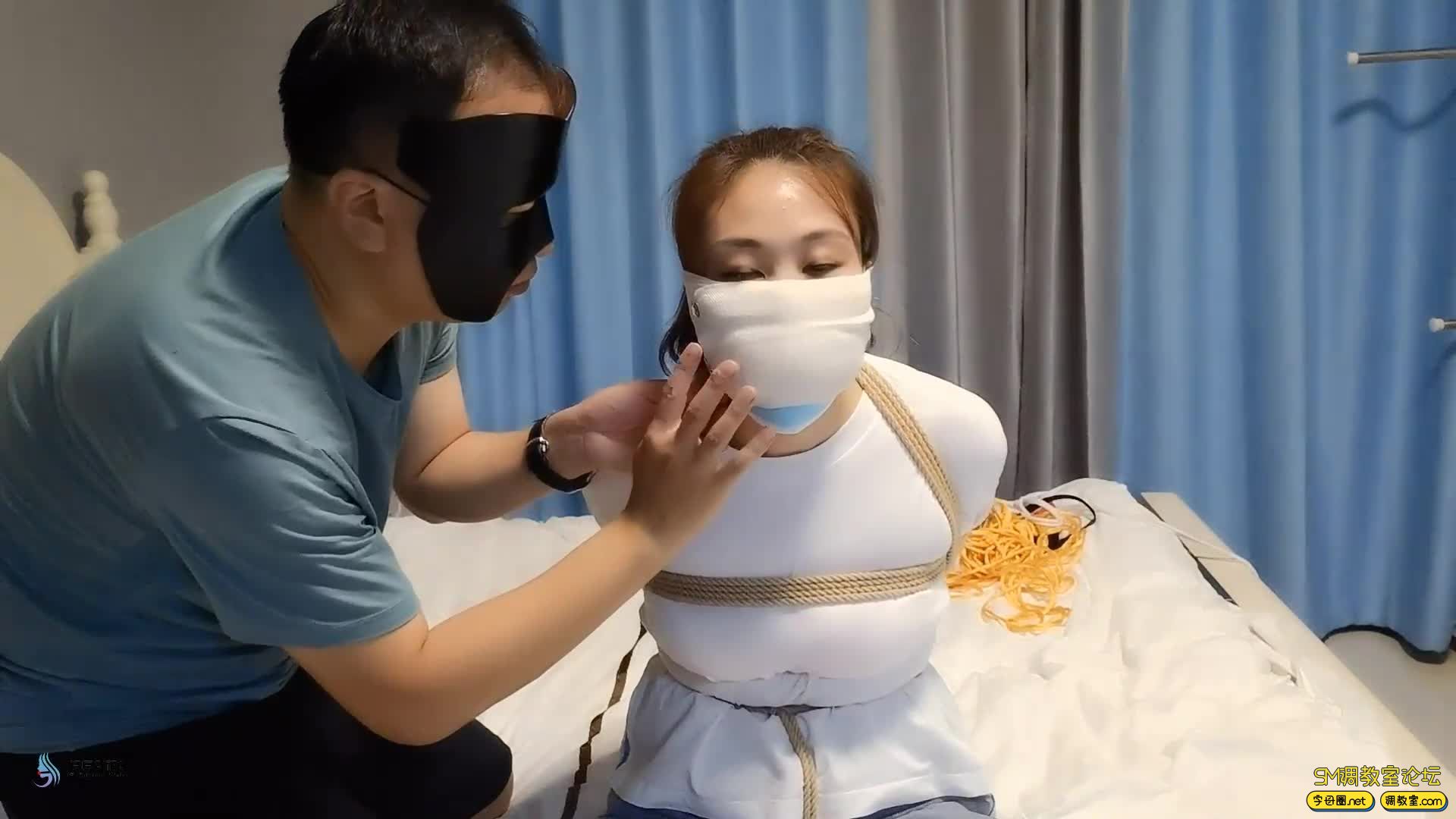 JS原创  露楠定拍紧缚丝袜堵嘴-视频截图6