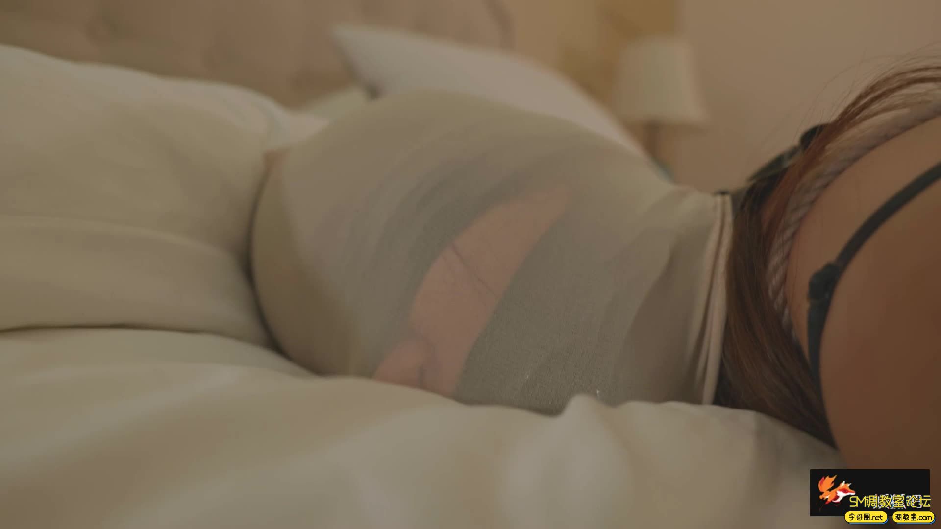 4k映像  定拍恶搞的代价（下集）小夫妻玩蒙头捆绑游戏的时候，一定要注意对方是谁呦-视频截图6