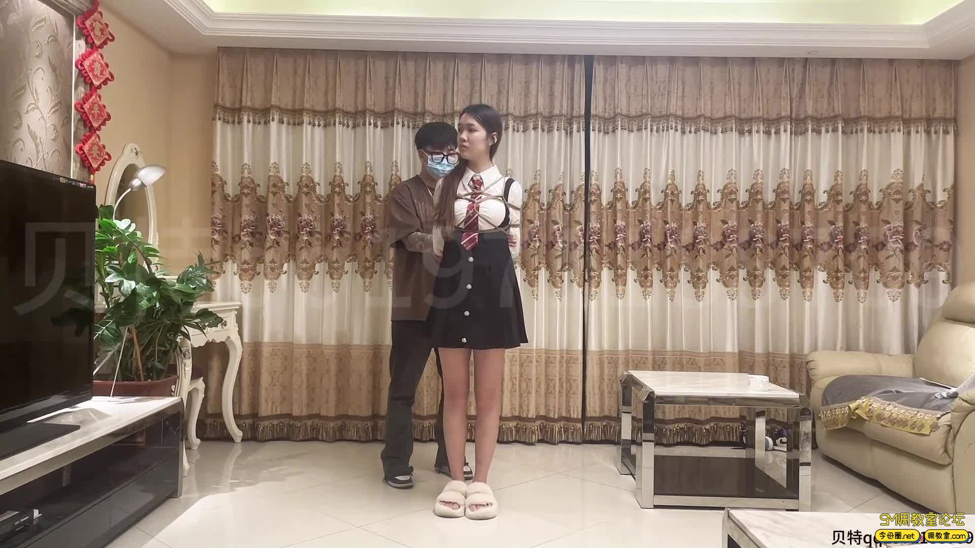 贝特绳艺 娇羞幼师小姐姐 第一次体验绳艺-视频截图1