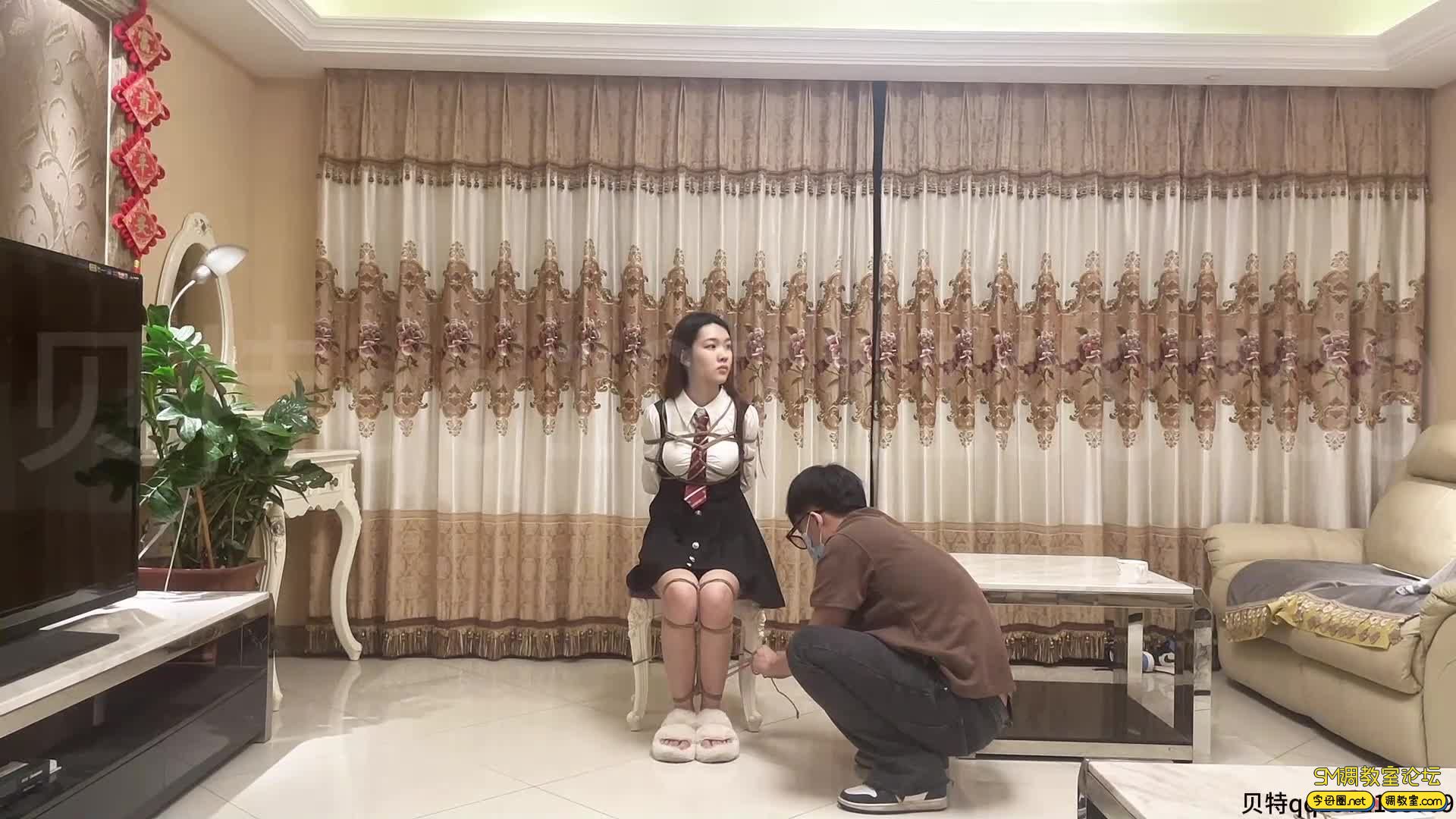 贝特绳艺 娇羞幼师小姐姐 第一次体验绳艺-视频截图2